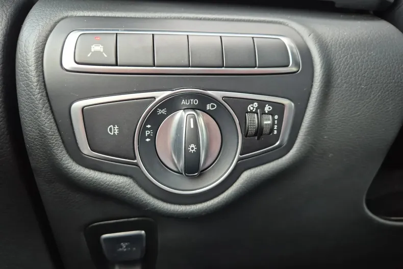 Mercedes-Benz V (Clasa V) din 2021 cu 32.790 km - oferta MER219706 - foto 14
