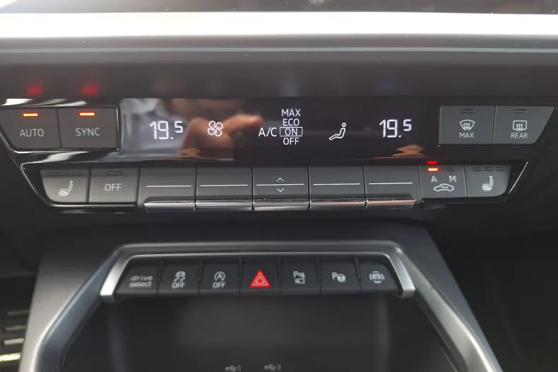 Audi A3 Limuzina din 2025 cu 11.600 km - oferta AUD219711 - foto 11