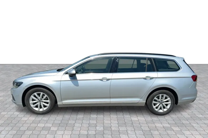 Volkswagen Passat din 2023 cu 125.720 km - oferta VOL219714 - foto 2