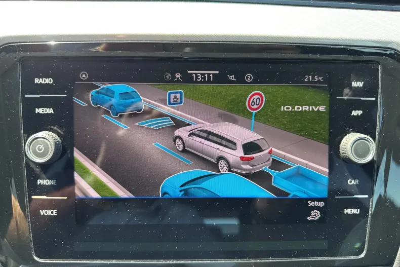 Volkswagen Passat din 2023 cu 125.720 km - oferta VOL219714 - foto 20