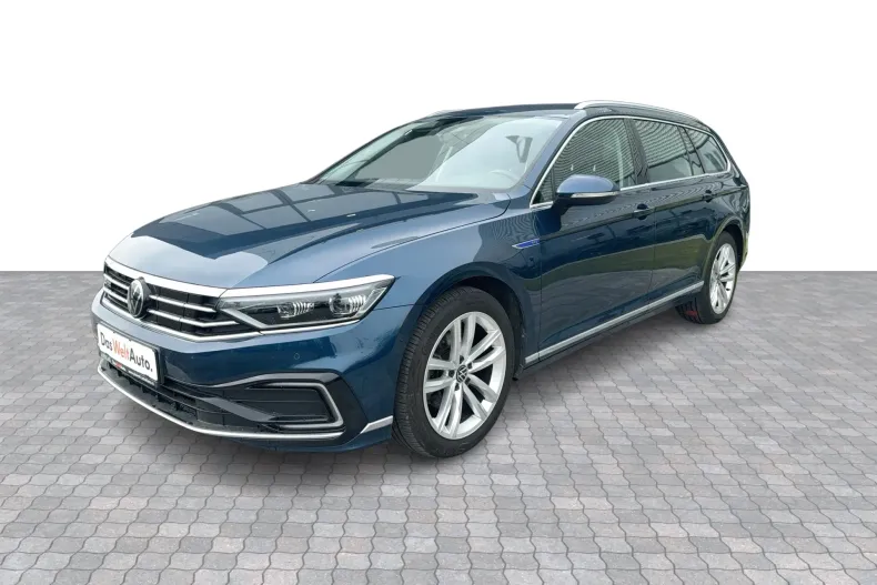 Volkswagen Passat din 2022 cu 86.756 km - oferta VOL219715 - foto 1