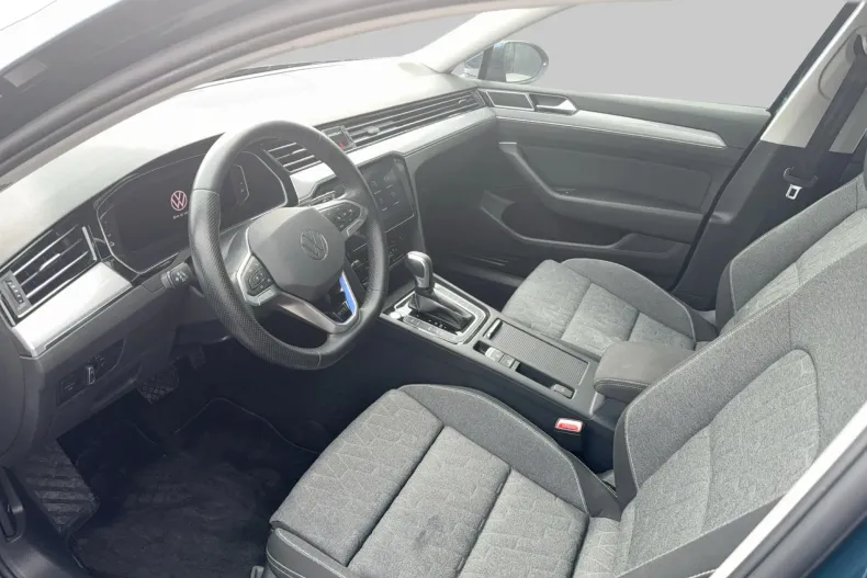 Volkswagen Passat din 2022 cu 86.756 km - oferta VOL219715 - foto 9