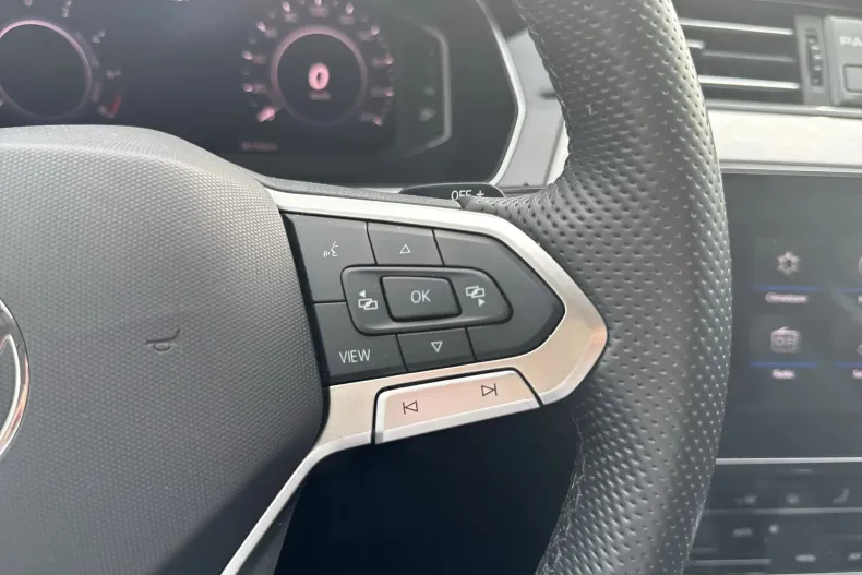 Volkswagen Passat din 2022 cu 86.756 km - oferta VOL219715 - foto 17