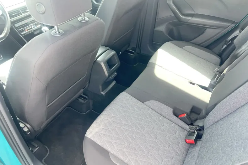 Volkswagen T-Cross din 2023 cu 11.915 km - oferta VOL219716 - foto 12