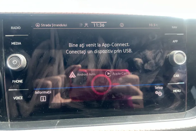 Volkswagen T-Cross din 2023 cu 11.915 km - oferta VOL219716 - foto 18