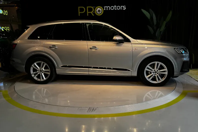 Audi Q7 din 2023 cu 29.000 km - oferta AUD219723 - foto 4