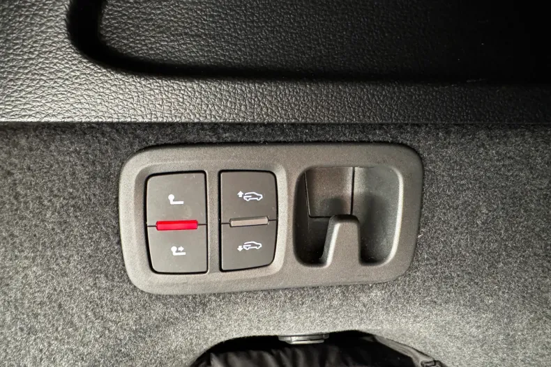 Audi Q7 din 2023 cu 29.000 km - oferta AUD219723 - foto 30