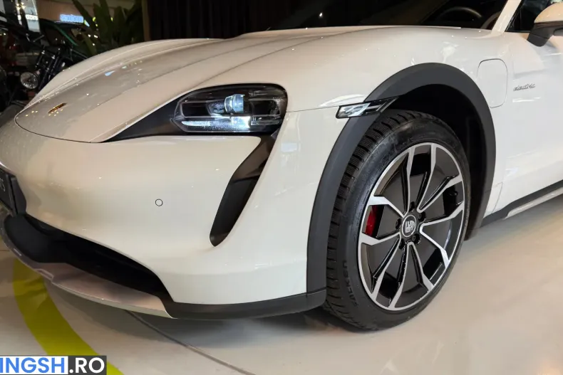 Porsche Taycan din 2023 cu 40.000 km - oferta POR219729 - foto 9