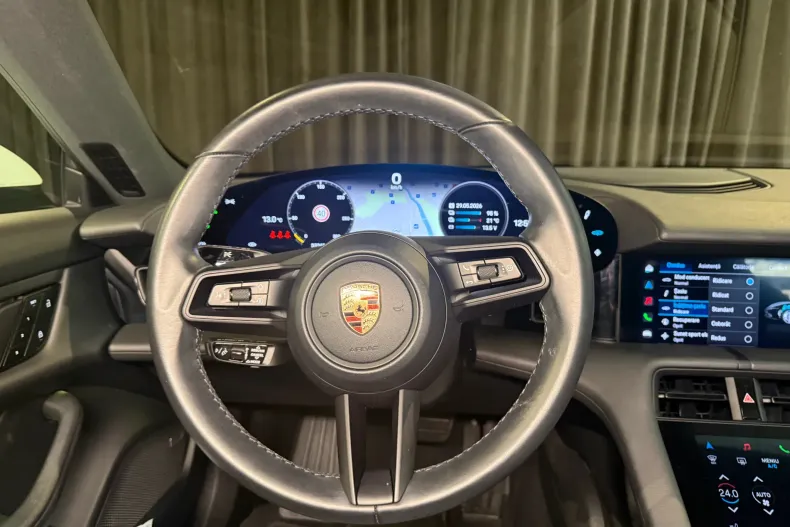 Porsche Taycan din 2023 cu 40.000 km - oferta POR219729 - foto 18