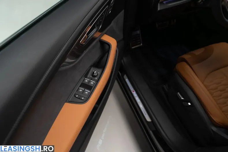 Audi RSQ8 din 2026 cu 39 km - oferta AUD219735 - foto 12
