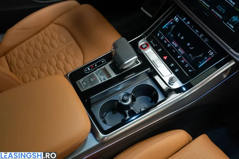 Audi RSQ8 din 2026 cu 39 km - oferta AUD219735 - foto 37