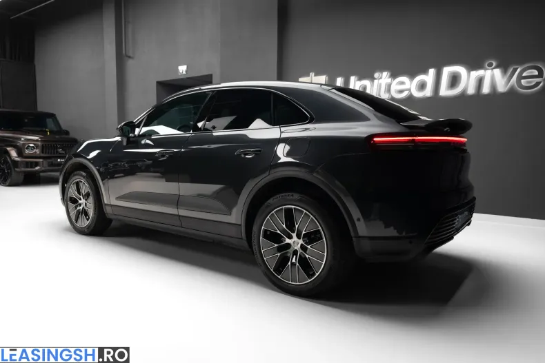 Porsche Macan din 2025 cu 13.500 km - oferta POR219737 - foto 8