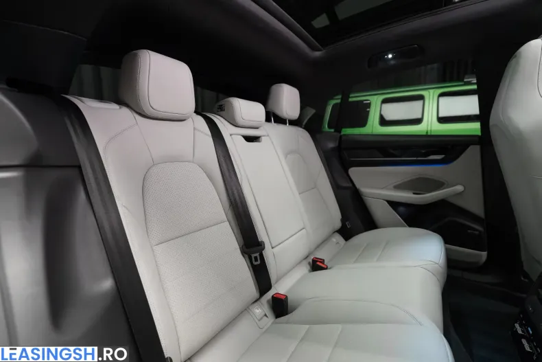 Porsche Macan din 2025 cu 13.500 km - oferta POR219737 - foto 30
