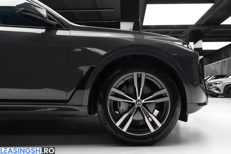 BMW X7 (Seria X) din 2025 cu 18.830 km - oferta BMW219738 - foto 4