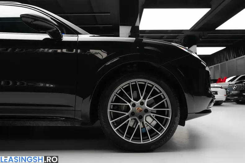 Porsche Cayenne din 2022 cu 24.710 km - oferta POR219742 - foto 5