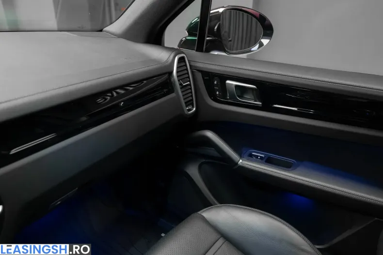 Porsche Cayenne din 2022 cu 24.710 km - oferta POR219742 - foto 17