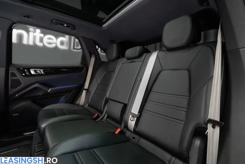 Porsche Cayenne din 2022 cu 24.710 km - oferta POR219742 - foto 29