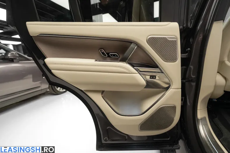 Land Rover Range Rover din 2022 cu 63.850 km - oferta LAN219743 - foto 28