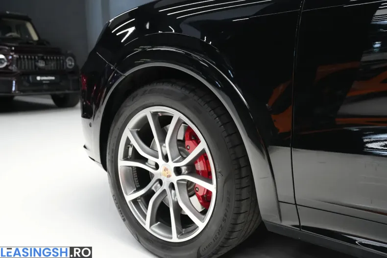 Porsche Cayenne din 2023 cu 13.811 km - oferta POR219751 - foto 5