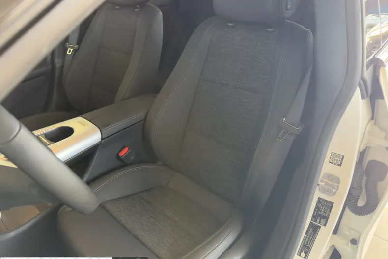 Mercedes-Benz CLA 350 (Clasa CLA) din 2025 cu 1.900 km - oferta MER219755 - foto 14