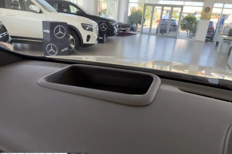 Mercedes-Benz CLA 350 (Clasa CLA) din 2025 cu 1.900 km - oferta MER219755 - foto 17