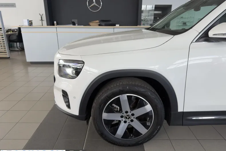 Mercedes-Benz GLB (Clasa GLB) din 2024 cu 13.128 km - oferta MER219756 - foto 3