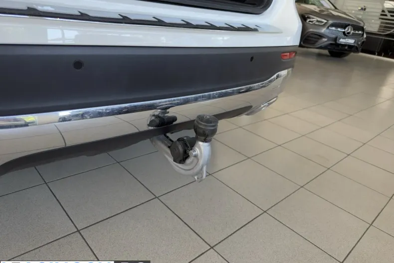 Mercedes-Benz GLB (Clasa GLB) din 2024 cu 13.128 km - oferta MER219756 - foto 11