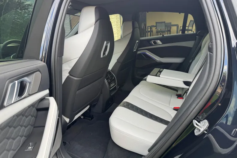 BMW X6 (Seria X) din 2024 cu 9.800 km - oferta BMW219759 - foto 11