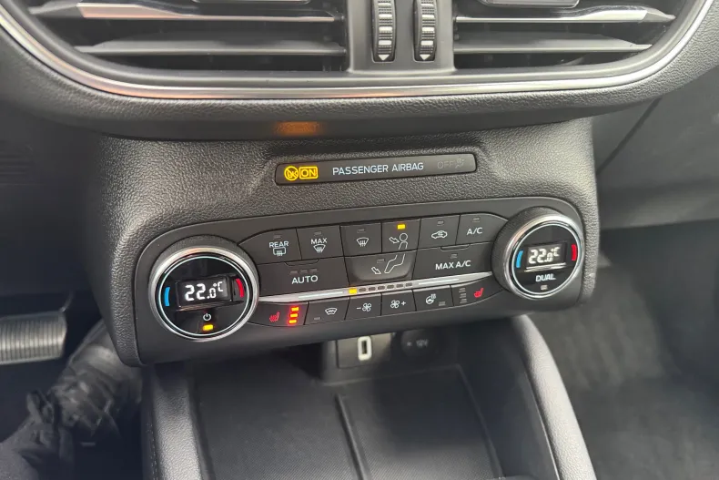 Ford Focus din 2020 cu 144.000 km - oferta FOR219760 - foto 23