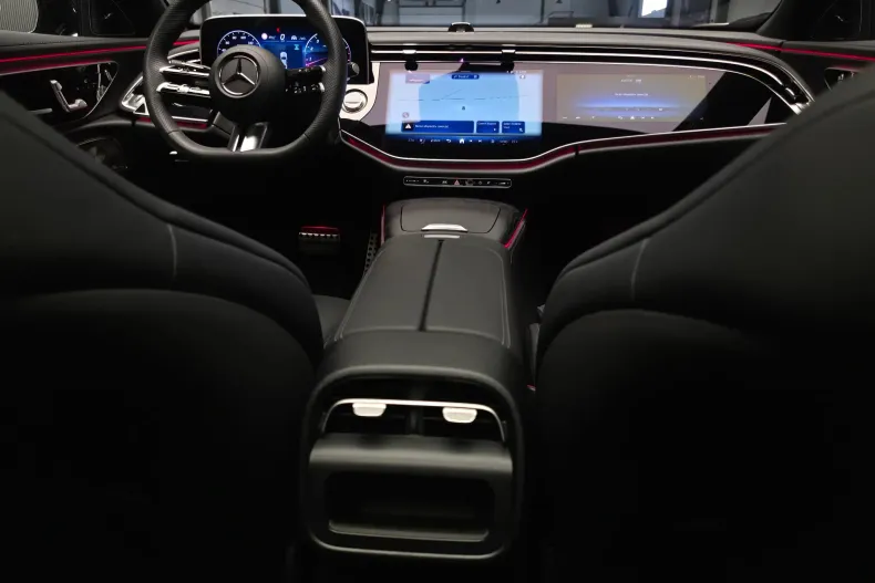 Mercedes-Benz E (Clasa E) din 2025 cu 15.980 km - oferta MER219773 - foto 25