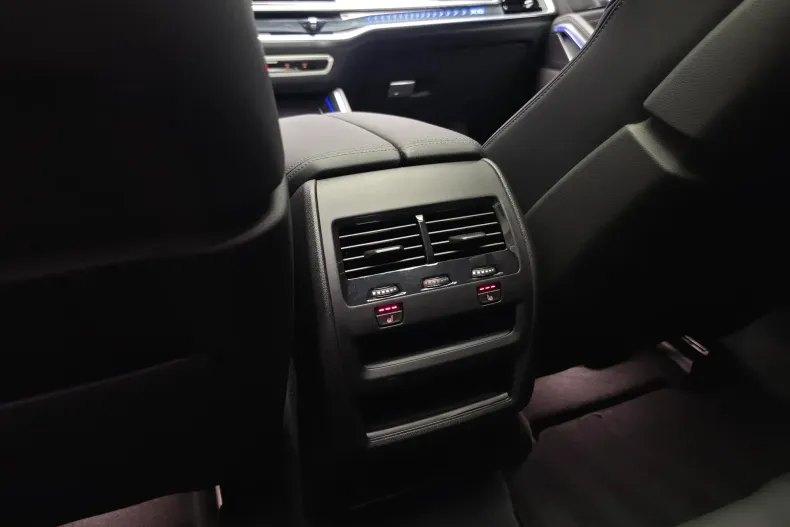 BMW X6 (Seria X) din 2024 cu 30.800 km - oferta BMW219774 - foto 33