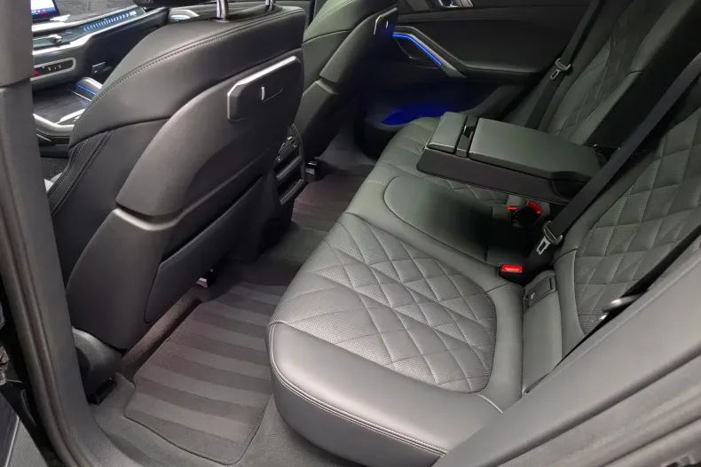 BMW X6 (Seria X) din 2024 cu 30.800 km - oferta BMW219774 - foto 35