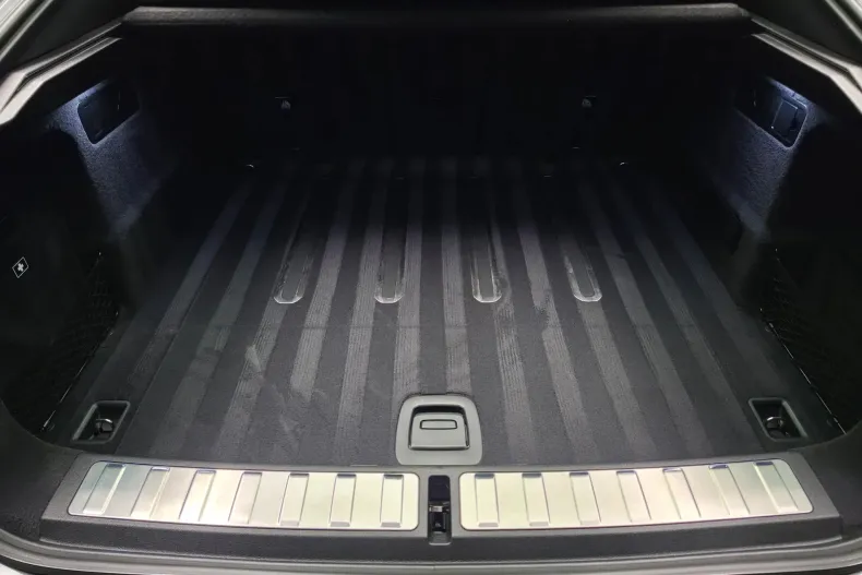 BMW X6 (Seria X) din 2025 cu 25.200 km - oferta BMW219775 - foto 18