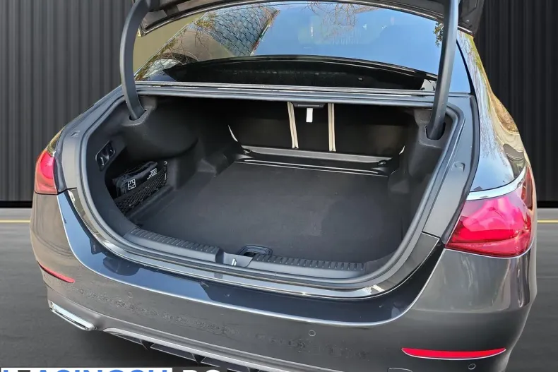 Mercedes-Benz E (Clasa E) din 2025 cu 7.027 km - oferta MER219778 - foto 26