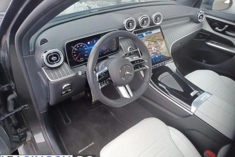 Mercedes-Benz GLC (Clasa GLC) din 2024 cu 10.327 km - oferta MER219782 - foto 9