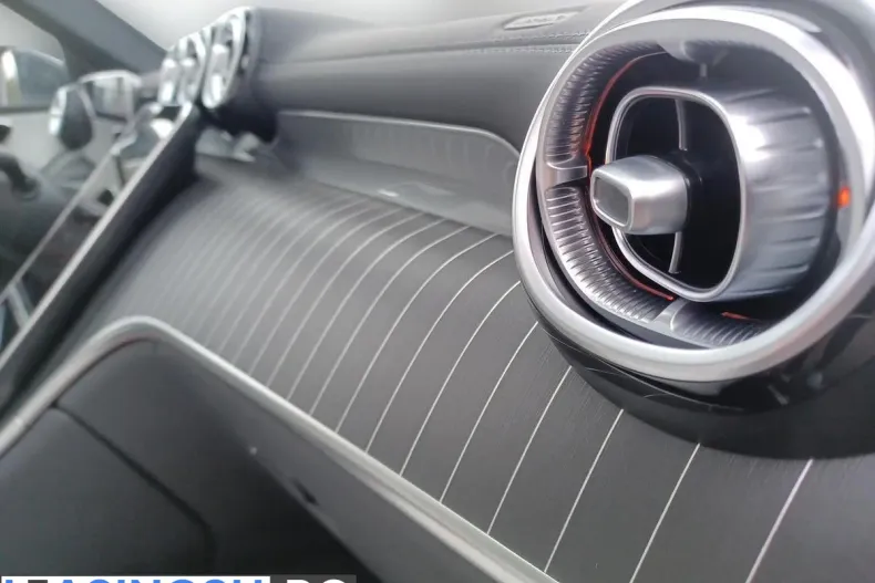 Mercedes-Benz GLC (Clasa GLC) din 2024 cu 10.327 km - oferta MER219782 - foto 16