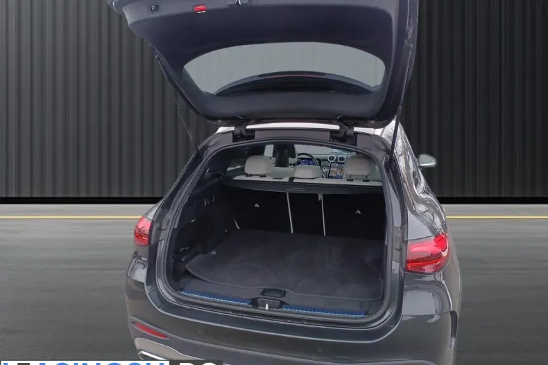 Mercedes-Benz GLC (Clasa GLC) din 2024 cu 10.327 km - oferta MER219782 - foto 17