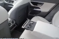 Mercedes-Benz GLC (Clasa GLC) din 2024 cu 10.327 km - oferta MER219782 - foto 28