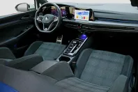 Volkswagen Golf din 2023 cu 99.324 km - oferta VOL219798 - foto 19