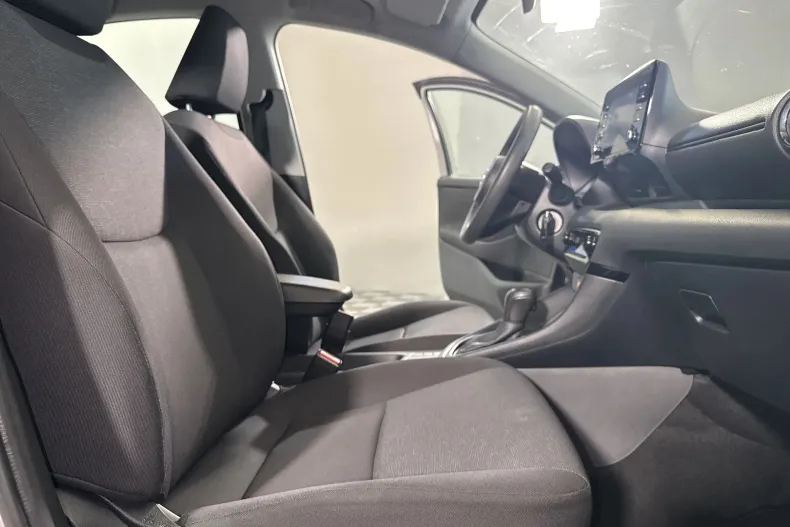 Toyota Yaris din 2022 cu 65.246 km - oferta TOY219800 - foto 11