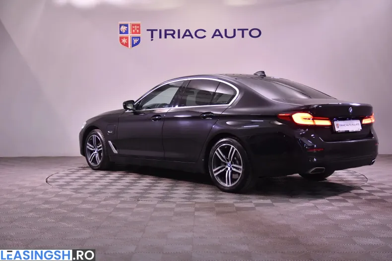 BMW 530e (Seria 5) din 2021 cu 100.426 km - oferta BMW219802 - foto 3