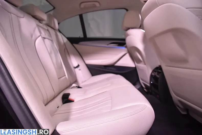 BMW 530e (Seria 5) din 2021 cu 100.426 km - oferta BMW219802 - foto 12