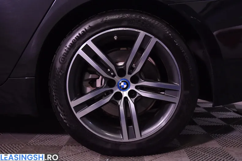 BMW 530e (Seria 5) din 2021 cu 100.426 km - oferta BMW219802 - foto 13