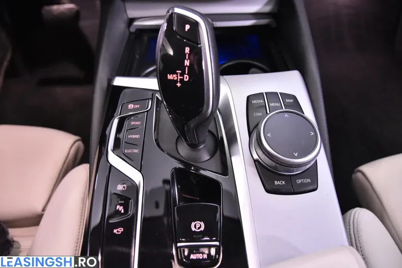 BMW 530e (Seria 5) din 2021 cu 100.426 km - oferta BMW219802 - foto 17