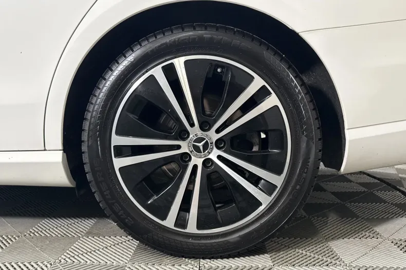 Mercedes-Benz E (Clasa E) din 2020 cu 112.556 km - oferta MER219806 - foto 13