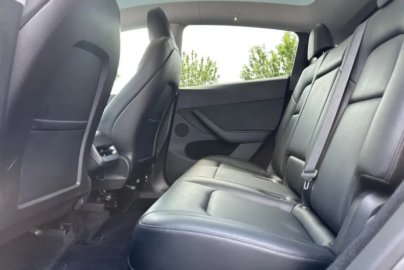 Tesla Model Y din 2023 cu 79.804 km - oferta TES219807 - foto 12