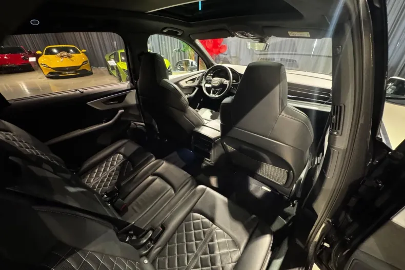 Audi SQ7 din 2023 cu 81.700 km - oferta AUD219808 - foto 17