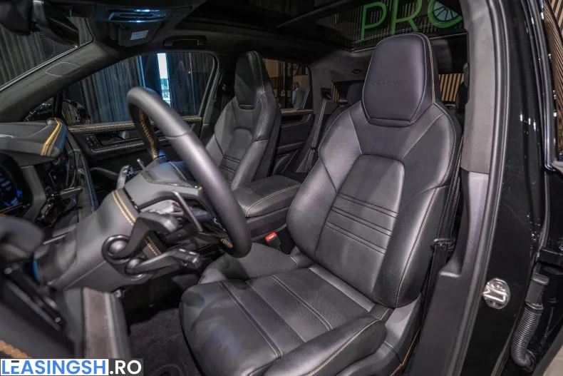 Porsche Cayenne din 2024 cu 8.500 km - oferta POR219811 - foto 32