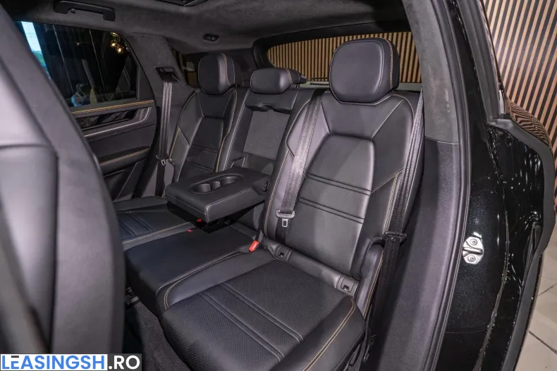 Porsche Cayenne din 2024 cu 8.500 km - oferta POR219811 - foto 37