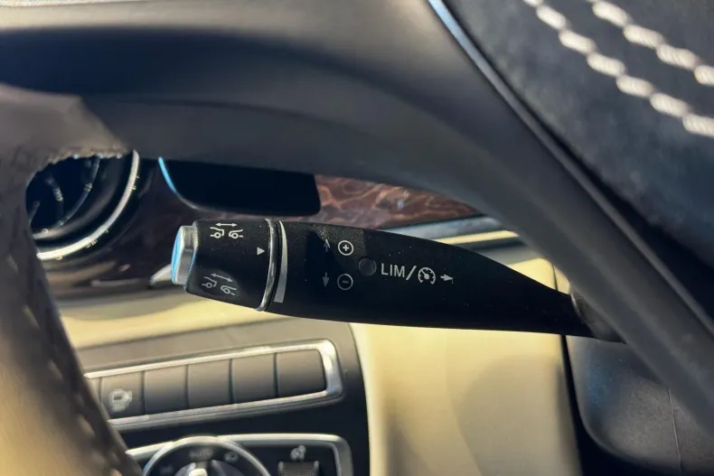 Mercedes-Benz V (Clasa V) din 2021 cu 44.500 km - oferta MER219812 - foto 36